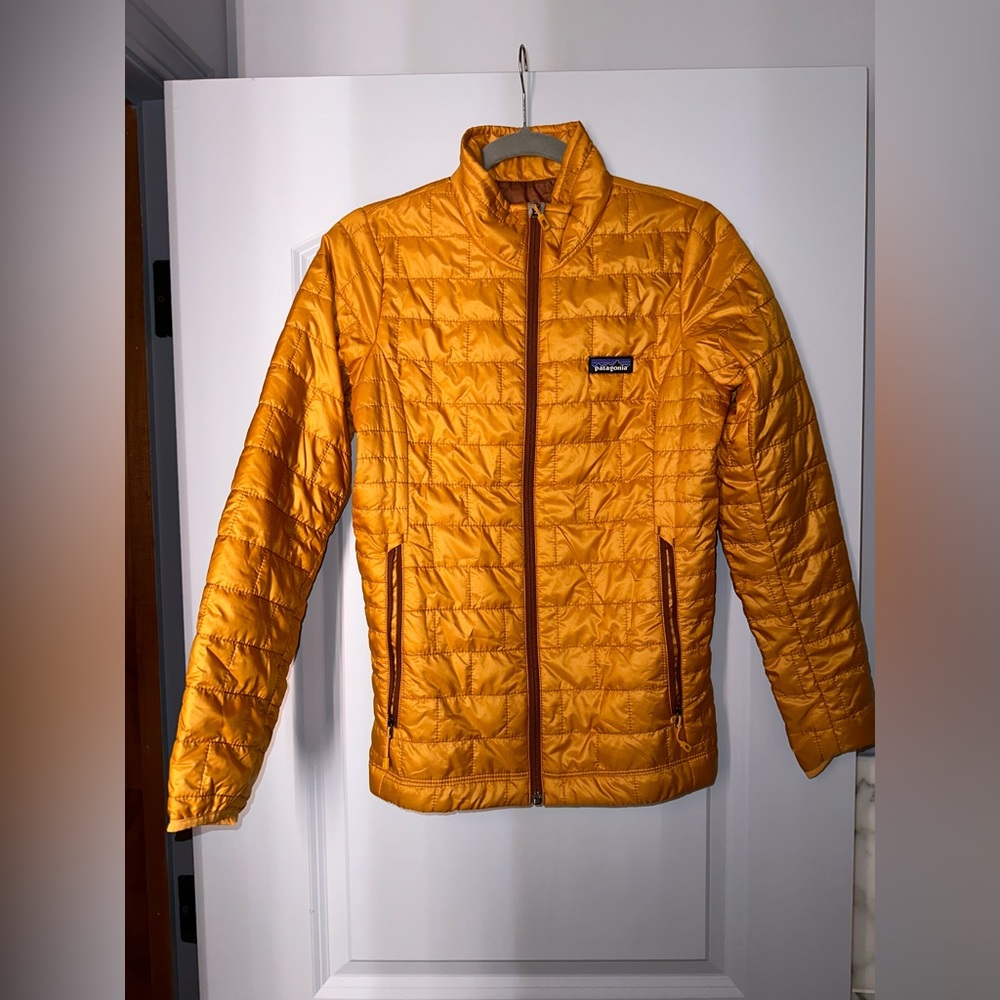 NWT Patagonia Nano Puff Jacket in Cloudberry Orange, Size XS